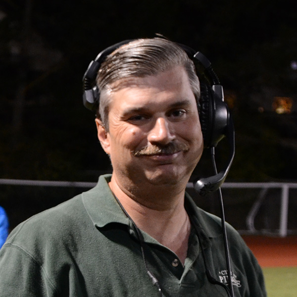 Dave sports announcer